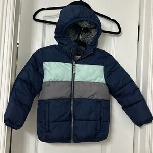 Cozy puffer jacket size 4